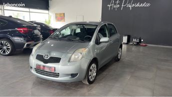  Voir détails -Toyota Yaris D4D 90CH PACK CLIM à Nevers (58)