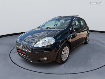  Voir détails -Fiat Grande Punto 1.4 95 ch motion Regulayeur de vitesse  à Nevers (58)