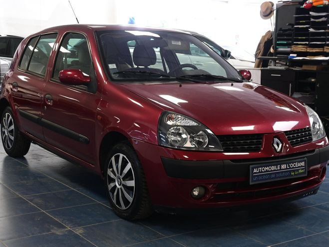 Renault Clio Renault Clio 1.5 dCi - 65 Authentique Rouge de 2002