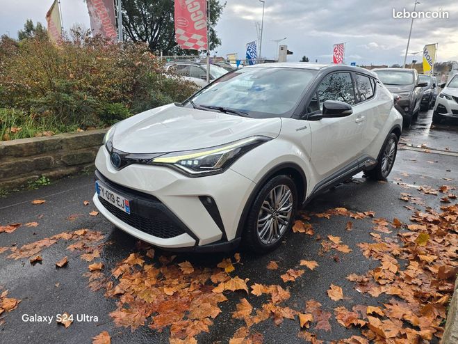 Toyota C HR Hybride My20 Distinctive 1.8l 122ch Blanc de 2021