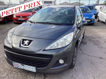  Voir détails -Peugeot 207 Plus 1.4 à Calais (62)