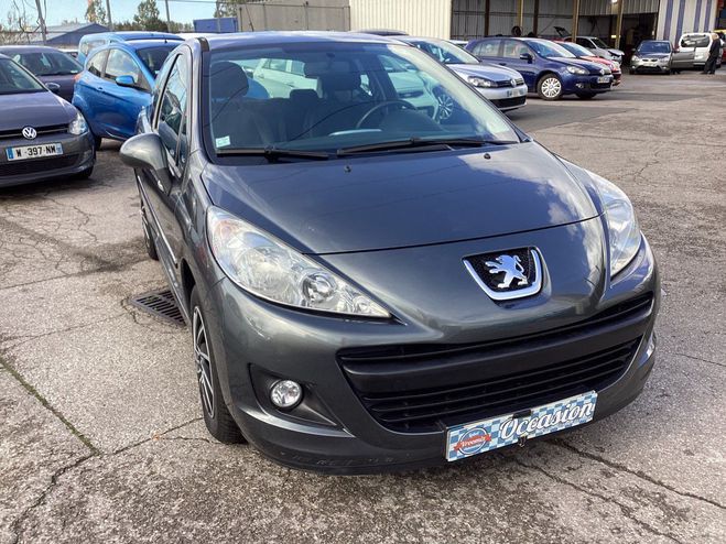 Peugeot 207 Peugeot 207 Plus 1.4 Gris Métallisé de 2013