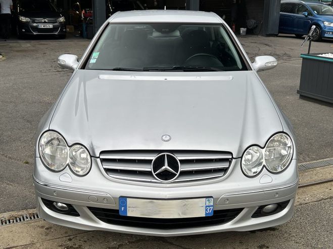 Mercedes Classe CLK Mercedes Classe CLK CLASSE COUPE ELEGANCE 320 CDI 3.0 V6 224 Gris de 2007