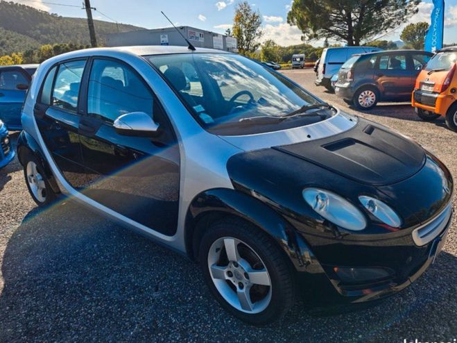 Smart Forfour Smart Forfour 1.5i Grise et noire de 2004
