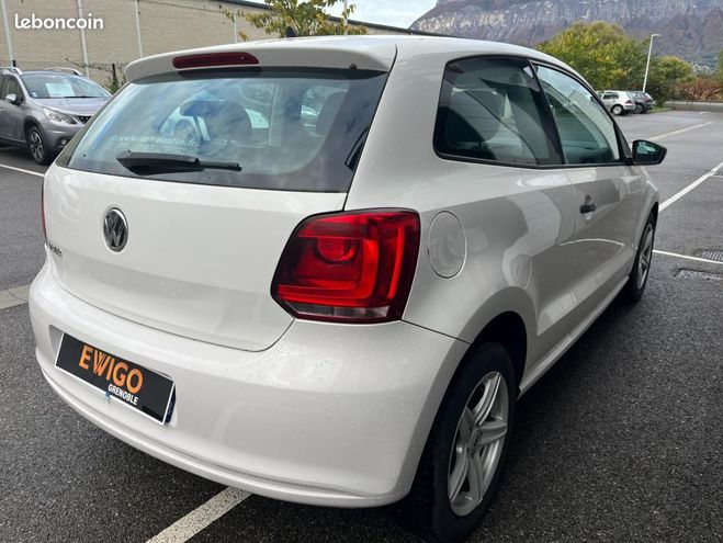 Volkswagen Polo Volkswagen Polo 1.2L 60CH TREND LINE Blanc de 2012