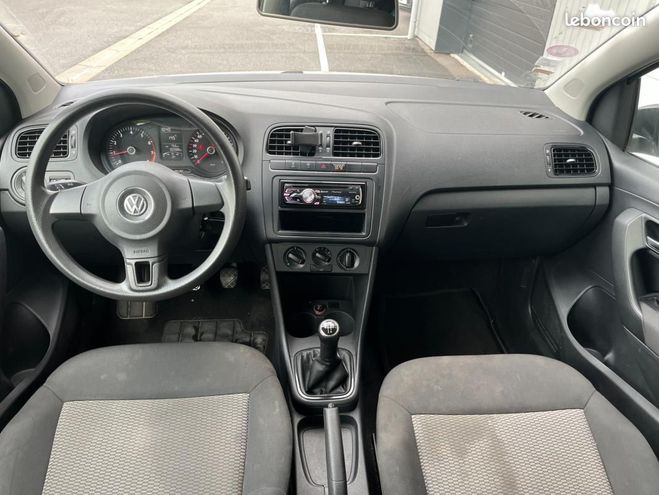 Volkswagen Polo Volkswagen Polo 1.2L 60CH TREND LINE Blanc de 2012