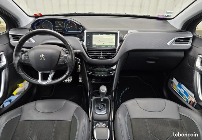 Peugeot 2008 (I) 1.2 PURETECH 110ch CROSSWAY EAT6 TOI Gris de 2017