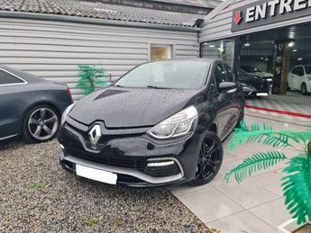  Voir détails -Renault Clio RS IV 1.6L Turbo 200 EDC * REPRISE POSSI à Maubeuge (59)
