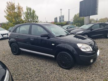  Voir détails -Kia Rio 1.5 CRDi 110 CV PACK Active * REPRISE PO à Maubeuge (59)