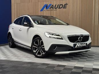  Voir détails -Volvo V40 CROSS COUNTRY 1.5 T3 152 CH - BVA Geartr à Lozanne (69)