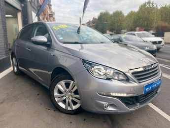  Voir détails -Peugeot 308 1.2 e-THP 130ch Style à Nieppe (59)