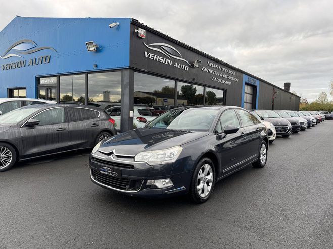 Cliquer pour voir la photo suivante Citroen C5 1.6 e-hdi 115 GPS TEL CLIM REGULATEUR GRIS F de 2010