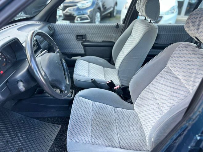 Peugeot 106 XT Bleu de 1997