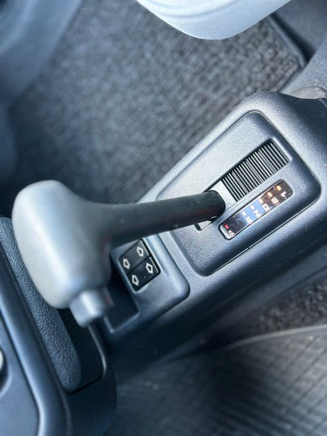 Peugeot 106 XT Bleu de 1997