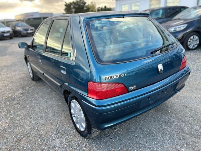 Peugeot 106 XT Bleu de 1997