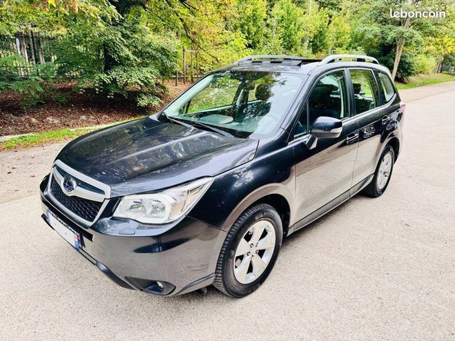 Cliquer pour voir la photo suivante Subaru Forester 2.0 D 4WD 4x4 AUTOMATIQUE Gris de 2015