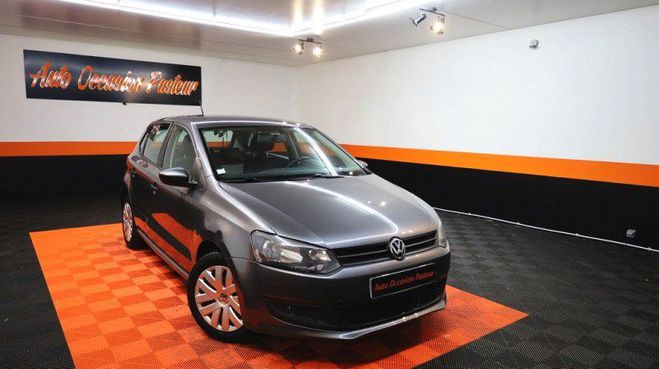 Cliquer pour voir la photo suivante Volkswagen Polo 1.2 70CH TRENDLINE 5P Gris F de 2011