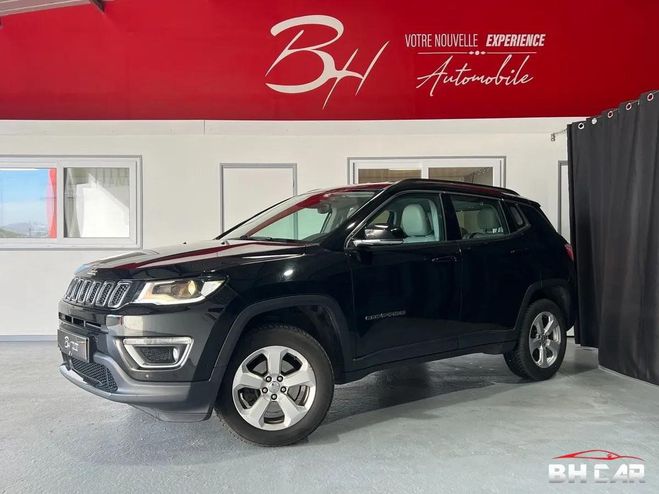 Cliquer pour voir la photo suivante Jeep Compass II 2.0 MultiJet II 140ch Limited 4x4 BVM Noir de 2018