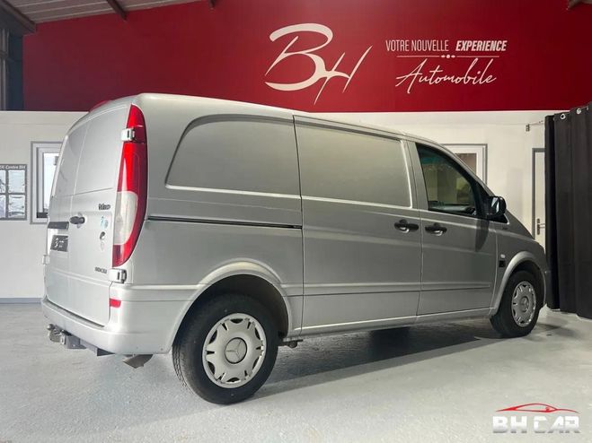 Mercedes Vito Vu Fg II 113CDI Compact 2t8 Pk Clim BVM6 Gris de 2010