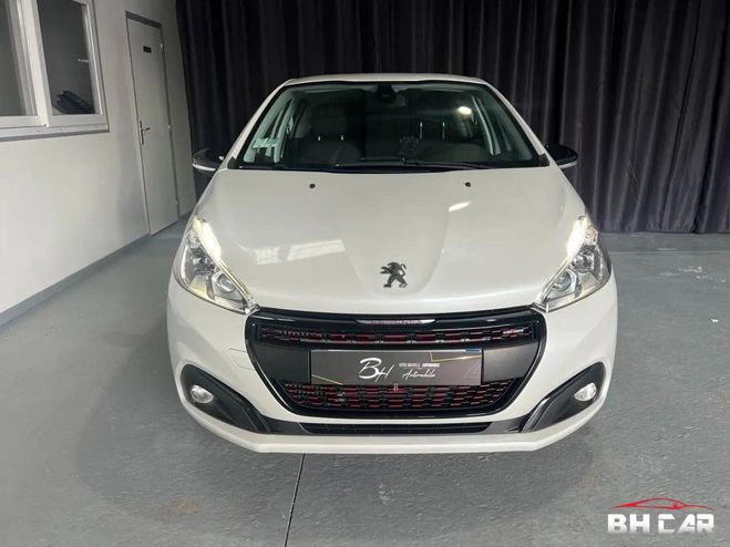 Peugeot 208 1.6 BlueHDi 100ch GT Line 5 portes BVM5 Blanc de 2017