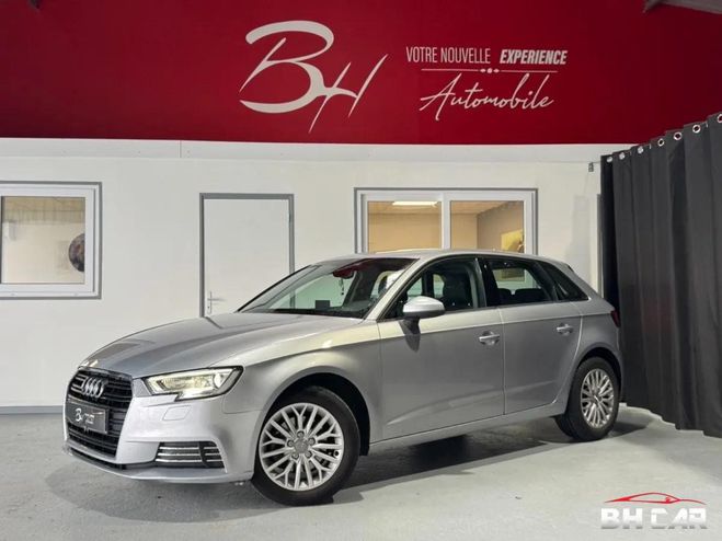 Cliquer pour voir la photo suivante Audi A3 Sportback III 1.0 TFSI 115ch Business Li Gris de 2017
