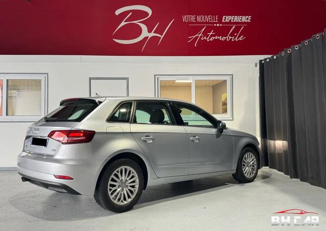 Audi A3 Sportback III 1.0 TFSI 115ch Business Li Gris de 2017