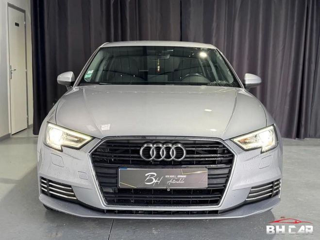 Audi A3 Sportback III 1.0 TFSI 115ch Business Li Gris de 2017