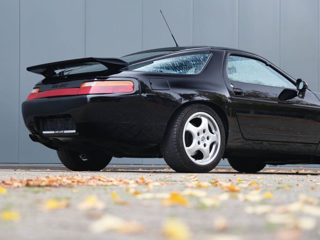 Porsche 928 GTS 5,4 liter V8 Noir de 1996