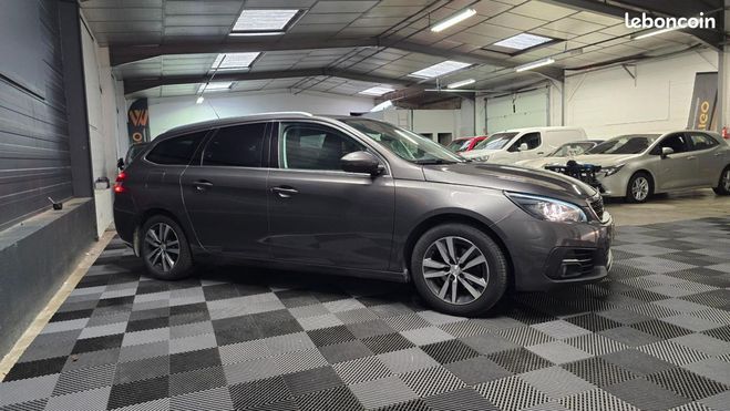 Peugeot 308 SW GENERATION-II 1.5 BLUEHDI 130 ALLURE  Gris de 2021