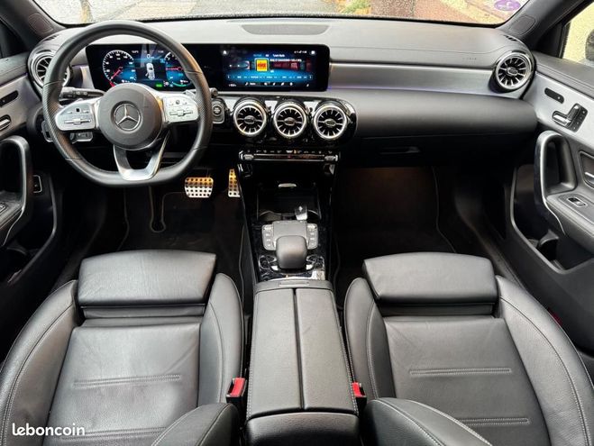 Mercedes Classe A 1.3 250 E 218H 160 AMG-LINE HYBRID 15.6K Noir de 2021