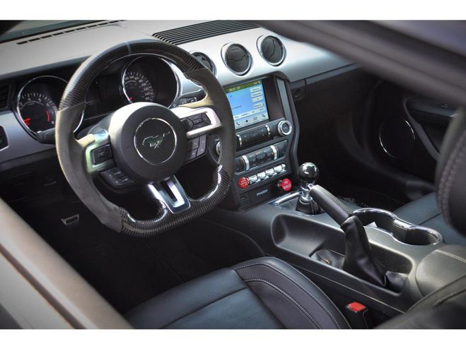 Ford Mustang Fastback 5.0 V8 Ti-VCT - 421 2017 COUPE  Gris Mtallis de 2017