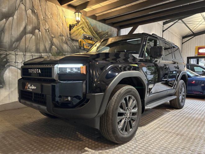 Toyota Land Cruiser 2.8 D-4D 204 CV LOUNGE BVA8 Noir de 2024