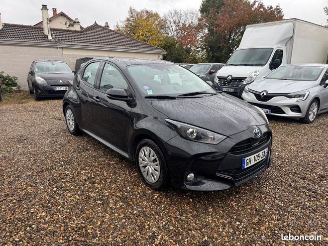 Toyota Yaris Hybride 116h Dynamic Business Historique Noir de 2022