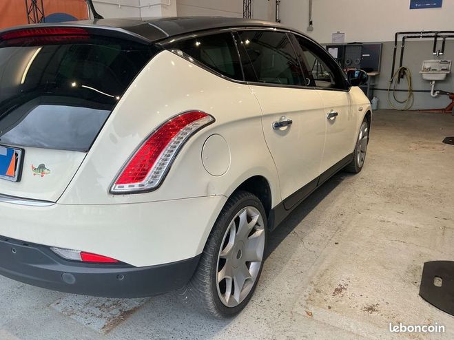 Lancia Delta PLATINO 1.4 T-JET 16v 150 cv Garantie 12  de 2008