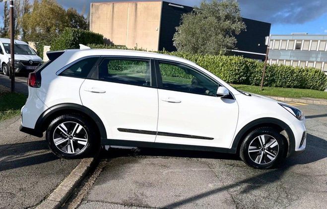 Kia Niro Motion Plug-in Hybrid 1.6 140CV BVA6 133 Blanc Mtallis de 2020