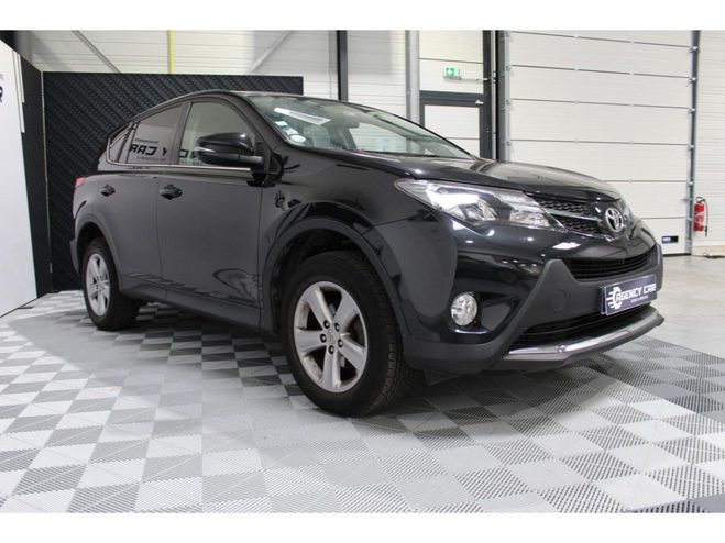 Toyota RAV 4 4 124 D-4D FAP 4x2 Stop & Start Life - S NOIR de 2013