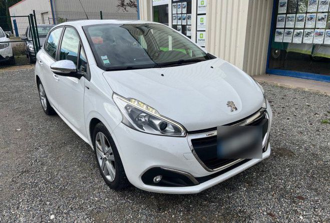Peugeot 208 1.6 BlueHDi 100 STYLE BLANC de 2017