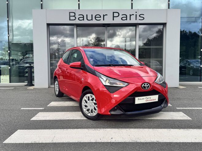 Cliquer pour voir la photo suivante Toyota Aygo MY21 1.0 VVT-i x-play Rouge de 2022