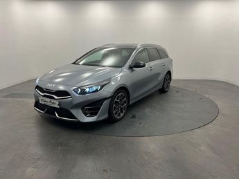 Voir détails -Kia Ceed d SW Cee'd_SW 1.6 CRDi 136 ch MHEV DCT7  à Quimper (29)