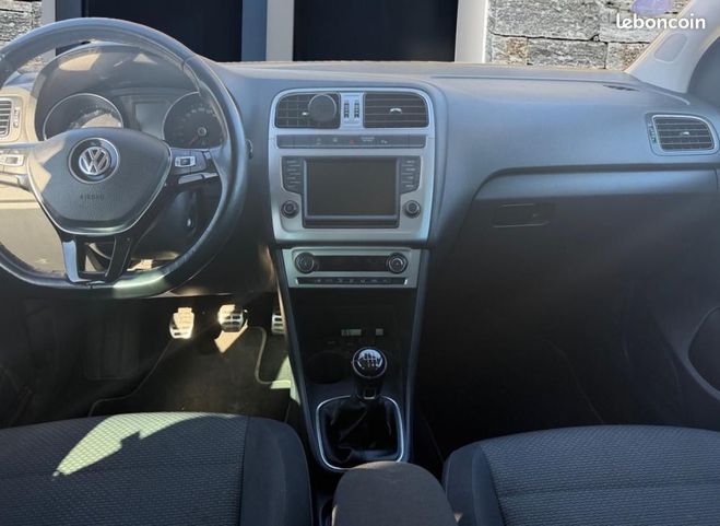 Volkswagen Polo 1.2 TSI 110 BLUEMOTION R-LINE 2 EME MAIN Rouge de 2016