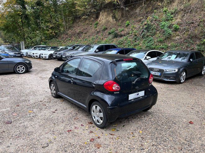 Toyota Aygo 1.0 VVTi 68cv 2eme main Noir de 2007