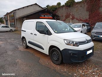  Voir détails -Citroen Berlingo BHDI S&S EAT8 Boite Auto 130 cv Anne 20 à Gleiz (69)