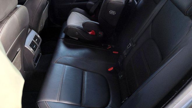 Jaguar XE 2.0D 163CH E-PERFORMANCE PRESTIGE BVA8 Gris F de 2015