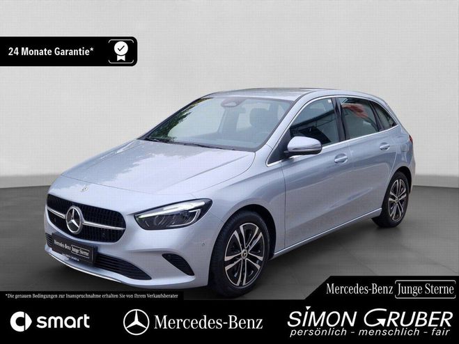 Cliquer pour voir la photo suivante Mercedes Classe B 180 Argent� M�tallique de