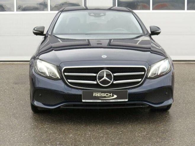 Mercedes Classe E 200 Bleu M�tallique de 