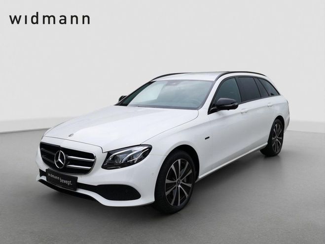 Cliquer pour voir la photo suivante Mercedes Classe E 300 Blanc de