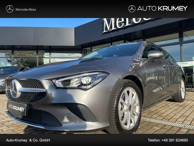 Cliquer pour voir la photo suivante Mercedes Classe CLA ng Brake 180 Gris M�tallique de