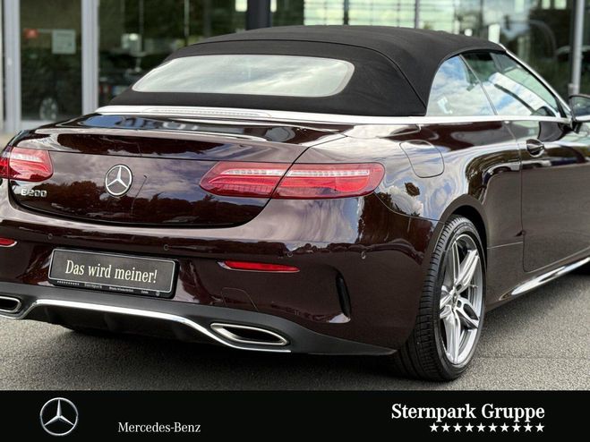 Mercedes Classe E 200 Rouge M�tallique de 