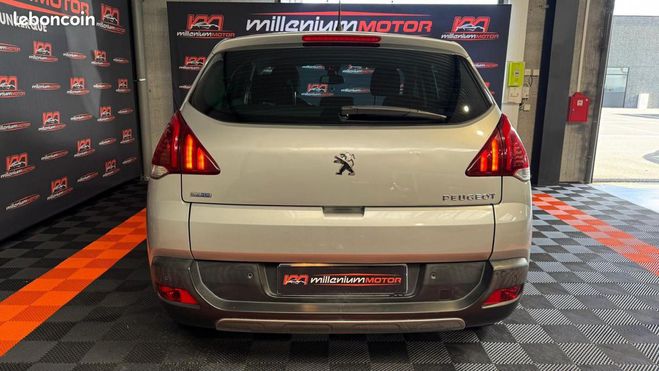 Peugeot 3008 allure 1.6 blue hdi 120 cv garantie 6 mo Gris de 2016