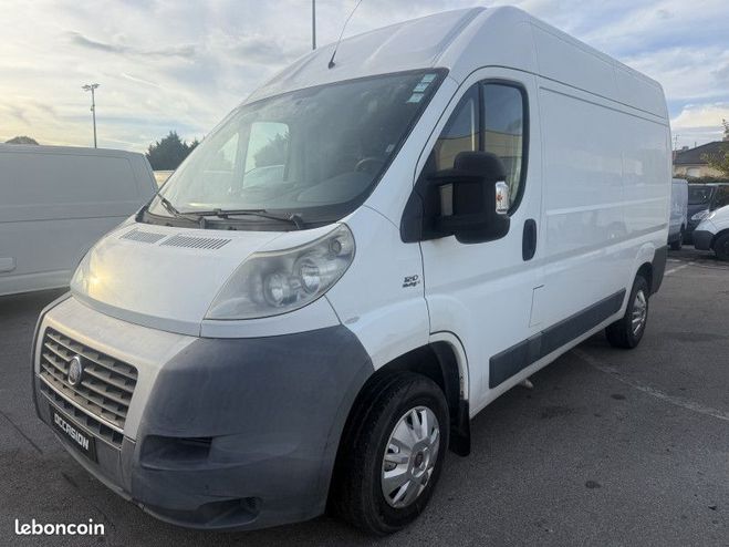 Cliquer pour voir la photo suivante Fiat Ducato FG 3.3 LH2 2.3 MULTIJET 16V 120CH PACK Blanc de 2009